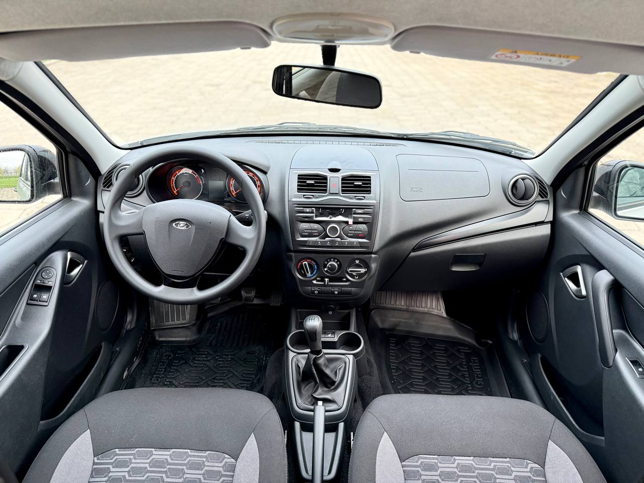 Lada Granta CROSS 2026 в Мариуполе