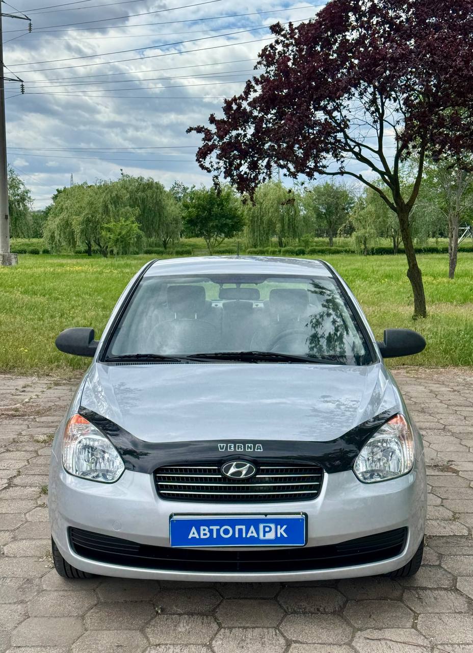 Hyundai Verna 2008 в Мариуполе
