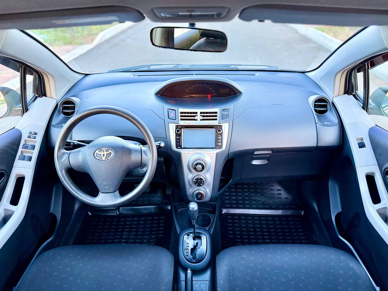 Toyota Yaris 2007 в Мариуполе