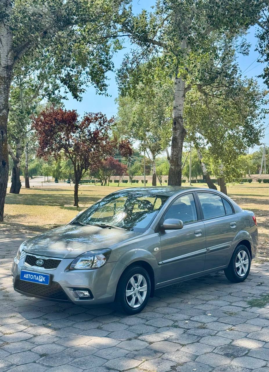 KIA Rio II Restyling 2011 в Мариуполе