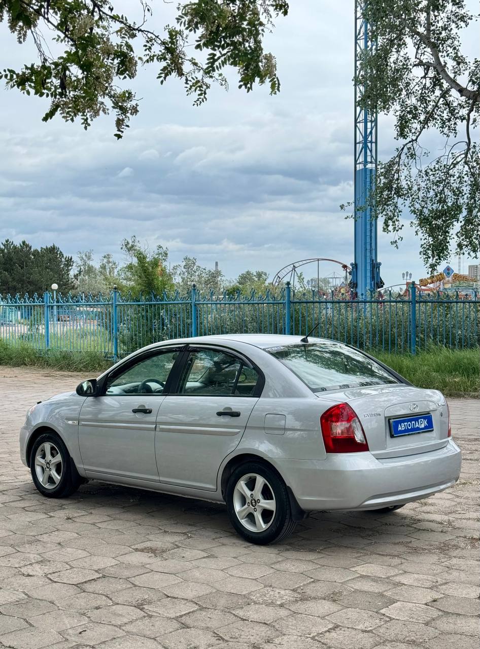 Hyundai Verna 2008 в Мариуполе