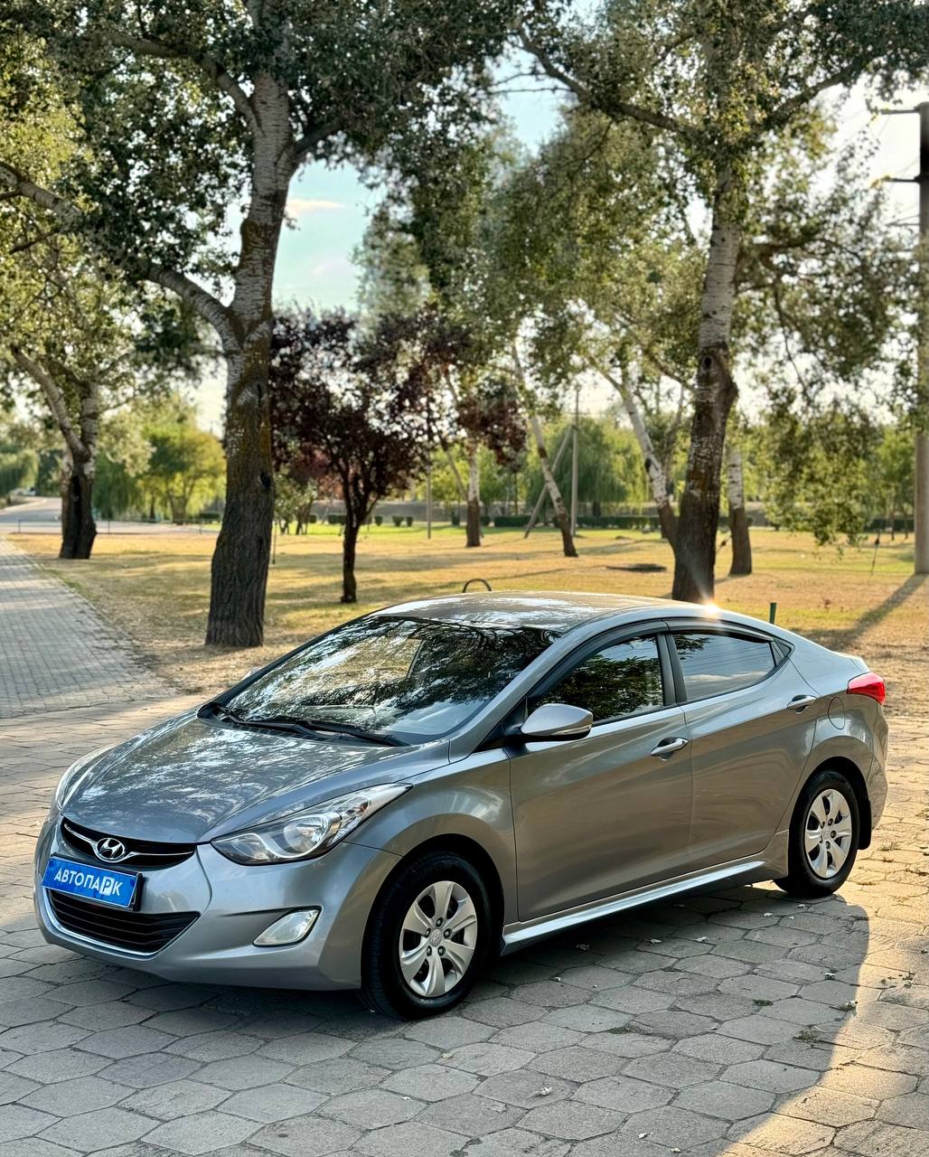 Hyundai Elantra 2012 в Мариуполе